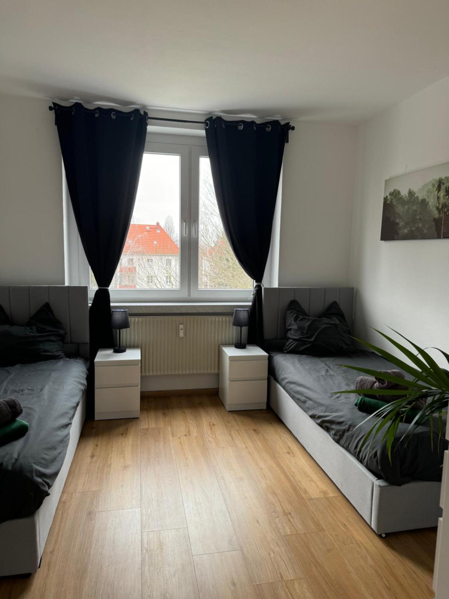 Monteur-& Ferienwohnung Eichmann Drezda Kültér fotó
